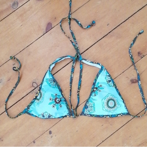 2/$20 Bikini top - Picture 2 of 5